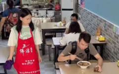 餐饮工作小姐姐,美食背后的温馨守护者