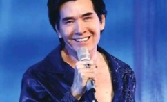 64岁费翔情绪崩溃无儿无女无人陪羡慕别人儿孙满堂但不后悔2025年6月4日