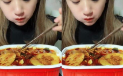 请小姐姐吃火锅视频下载,小姐姐共度温馨时光，视频记录美好瞬间