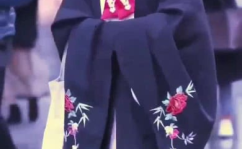 汉服小姐姐睡衣街拍,小姐姐睡衣街拍，传统与现代的完美融合