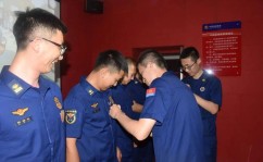 “情”聚人心 “家”暖队伍 临开大队扎实开展密切内部关系教育活动吐槽大会